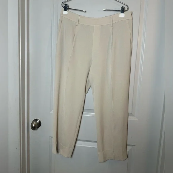 Vince Ankle Pull On Pleated Straight Leg Lightweight Cream Pants, Large - Picture 2 of 10